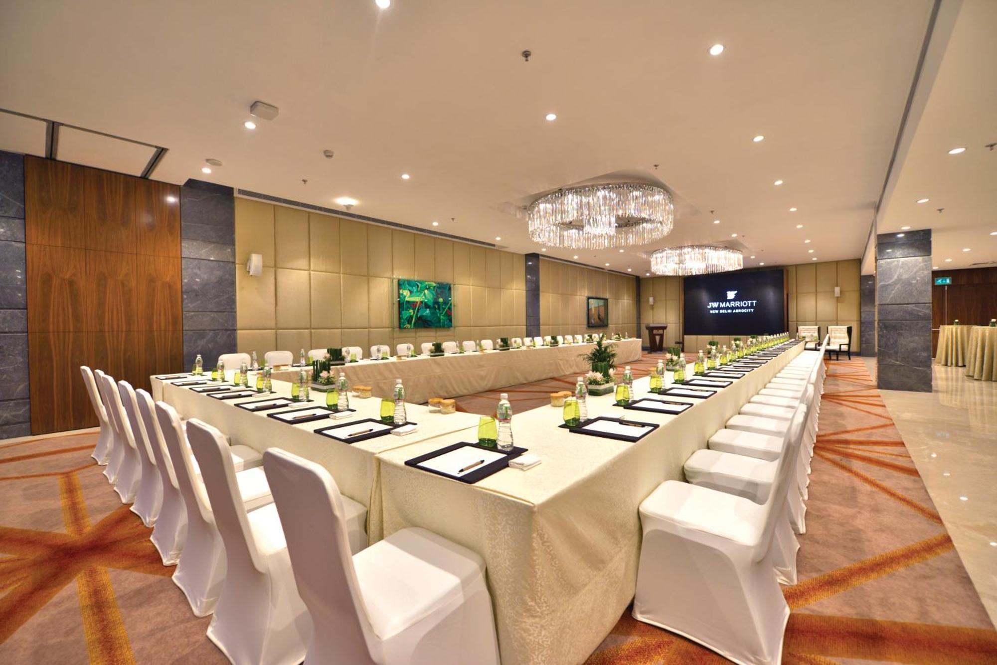 Jw Marriott Hotel New Delhi Aerocity Zewnętrze zdjęcie Meeting room