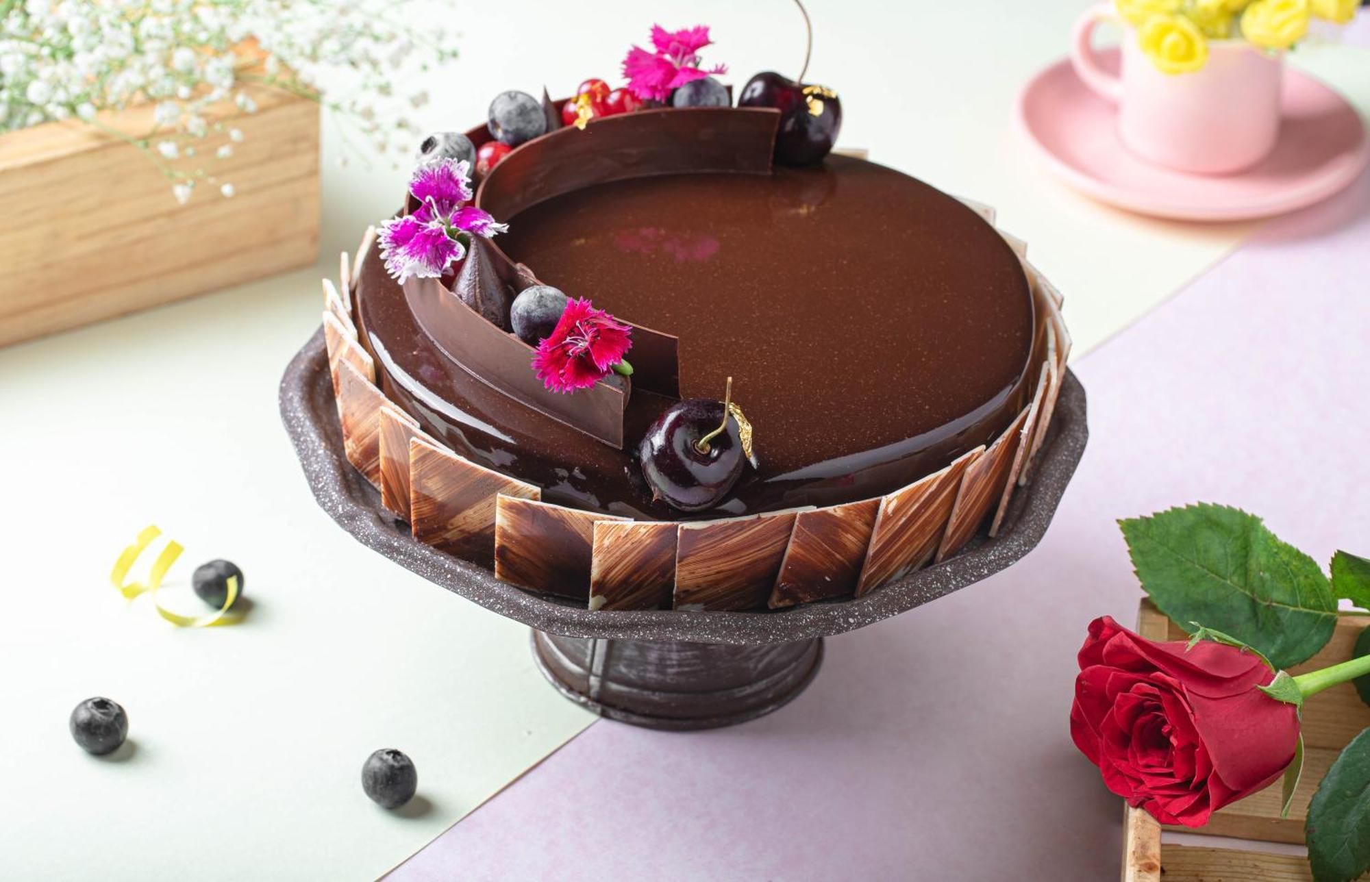 Jw Marriott Hotel New Delhi Aerocity Zewnętrze zdjęcie A chocolate cake