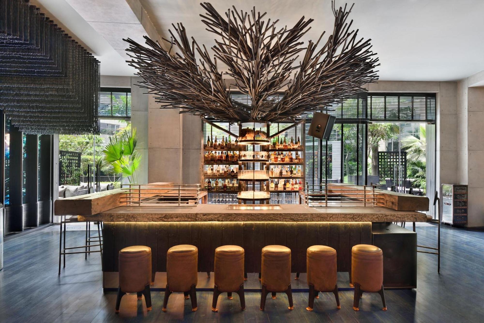 Jw Marriott Hotel New Delhi Aerocity Zewnętrze zdjęcie The bar at the hotel